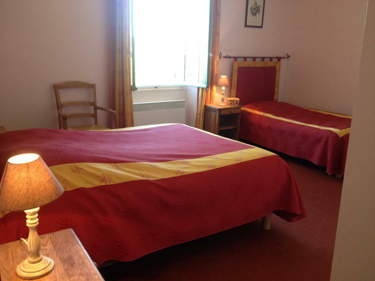 Bed and Breakfast Mas La Cigaliere Венаск Экстерьер фото